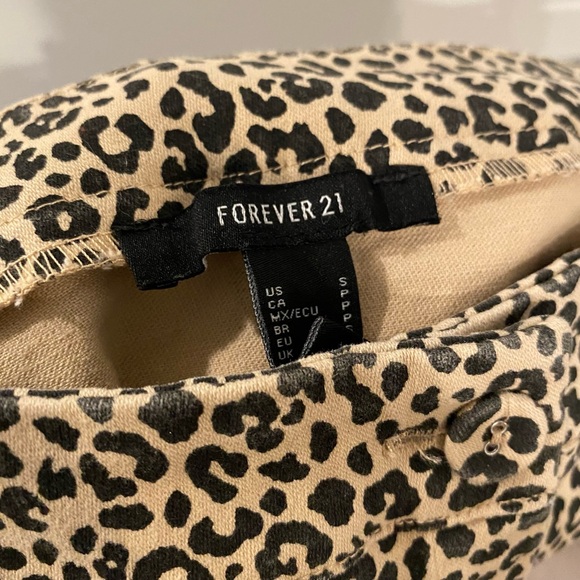 Forever 21 Cheetah Print Button Down Mini Skirt - Picture 5 of 6